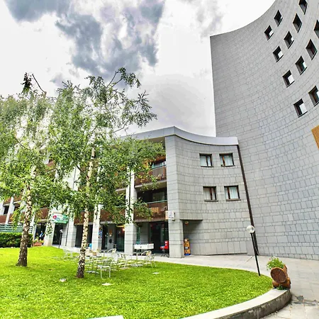 A-zona Di Appartement *